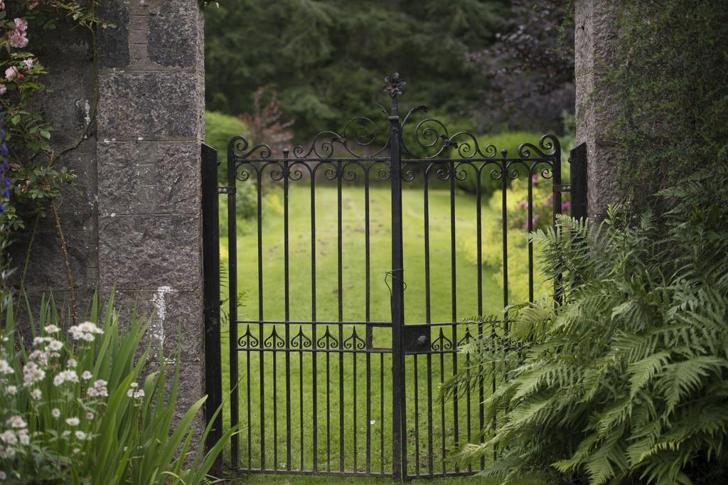 Lys-Na-Greyne Country House Aboyne Bagian luar foto